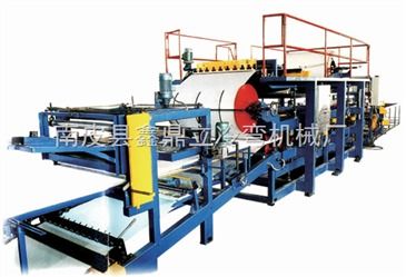 隔熱夾芯復(fù)合板機生產(chǎn)線河北十優(yōu)壓瓦機生產(chǎn)基地